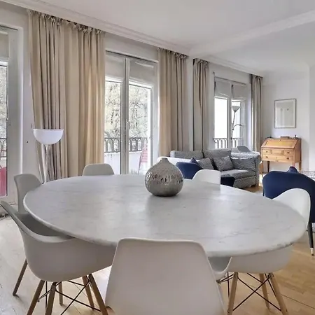 Superbe Champs Elysees Wagram Appartamento